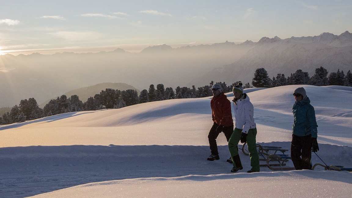 [Translate to Italienisch:] Rodeln im Ötztal