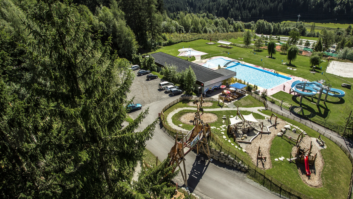 [Translate to Italienisch:] Freischwimmbad Oetz