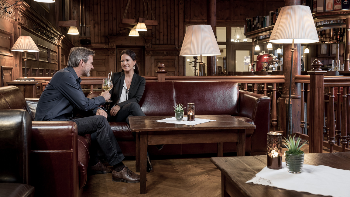 Hotelbar im Ötztal in Oetz