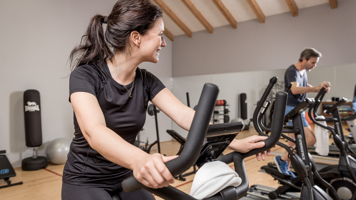 [Translate to Italienisch:] 4s Hotel mit Fitnessbereich im Ötztal