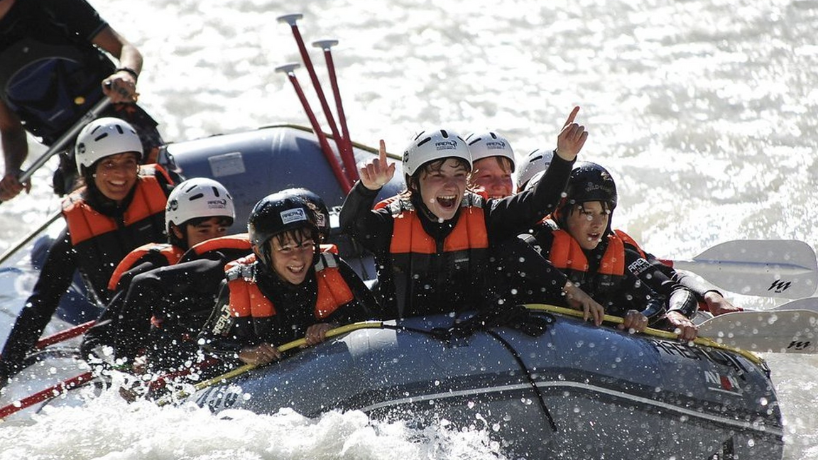 [Translate to Italienisch:] Rafting für Kinder im Ötztal