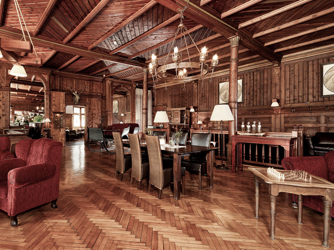 Historische Bar Posthotel Kassl in Oetz