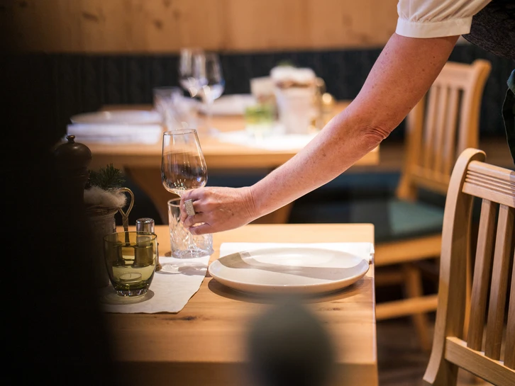 Arbeiten als Kellner im Ötztal